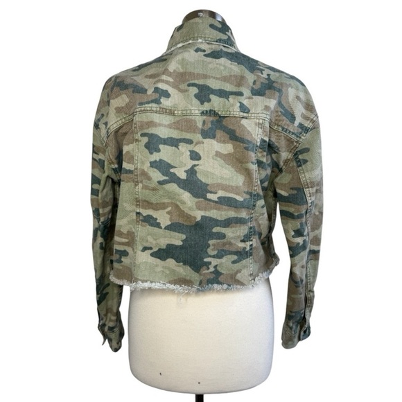 FREE PEOPLE Oversized Camo Printed Denim Jacket size XS - Picture 3 of 13